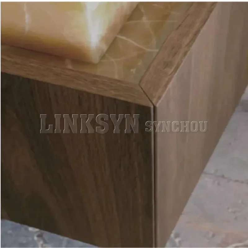 Begonia Corner Joint